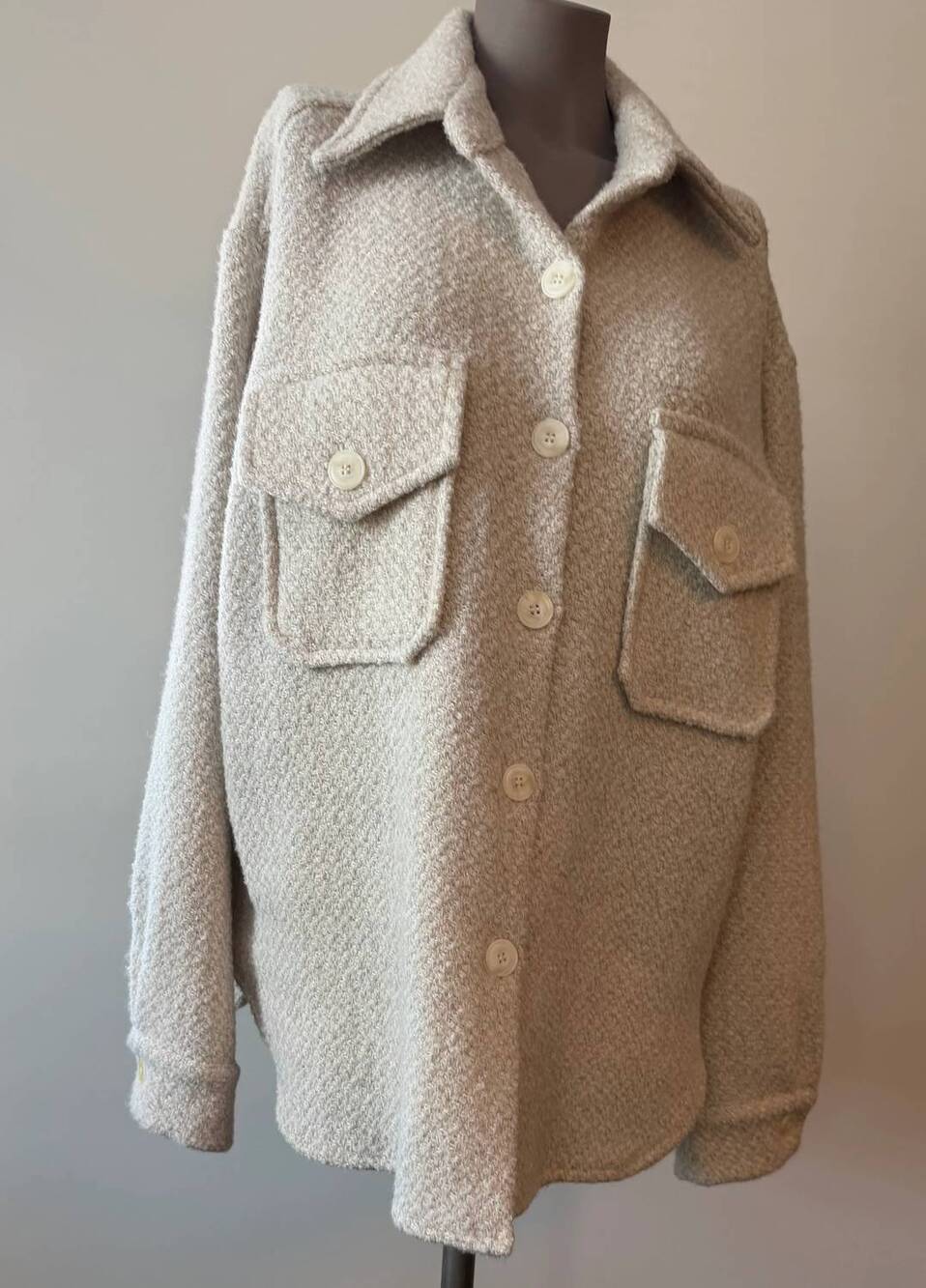 NEW FIFTEEN TWENTY women's boucle shirt jacket in cream